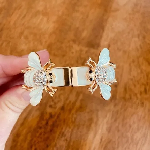 Gold Tone White Enamel Bee Bangle Bracelet Crystal Rhinestone Insect Statement - Picture 11 of 12